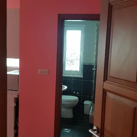 Pink Paradiso Apartment Srima